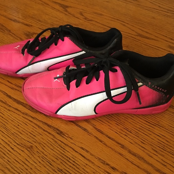 Other - 🚫SOLD Girls Puma tennis shoes